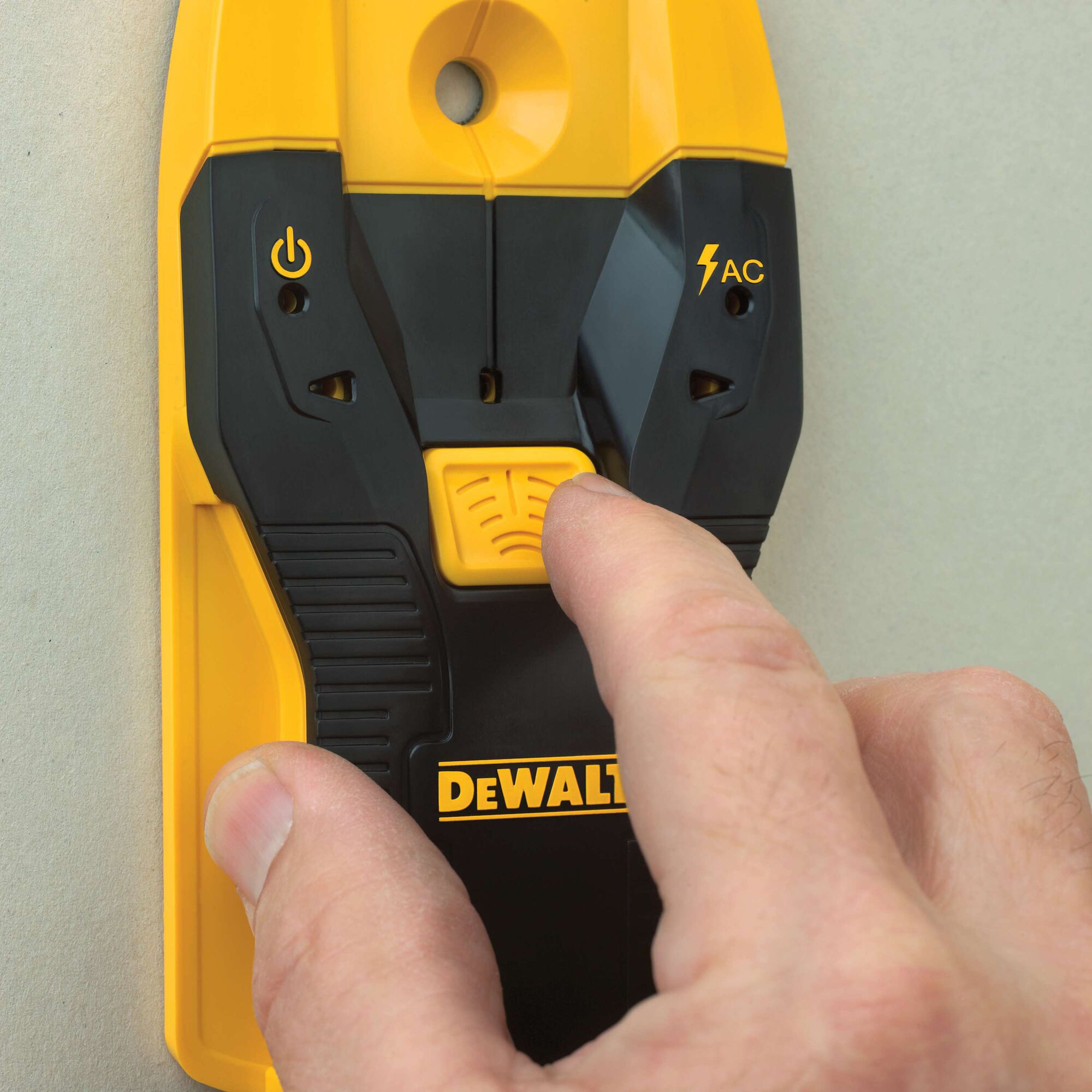 DeWalt 3/4" Stud Finder