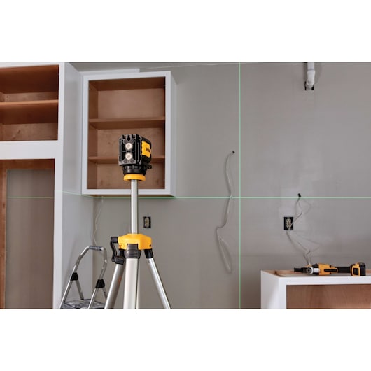 DEWALT Green Cross Line Laser Level