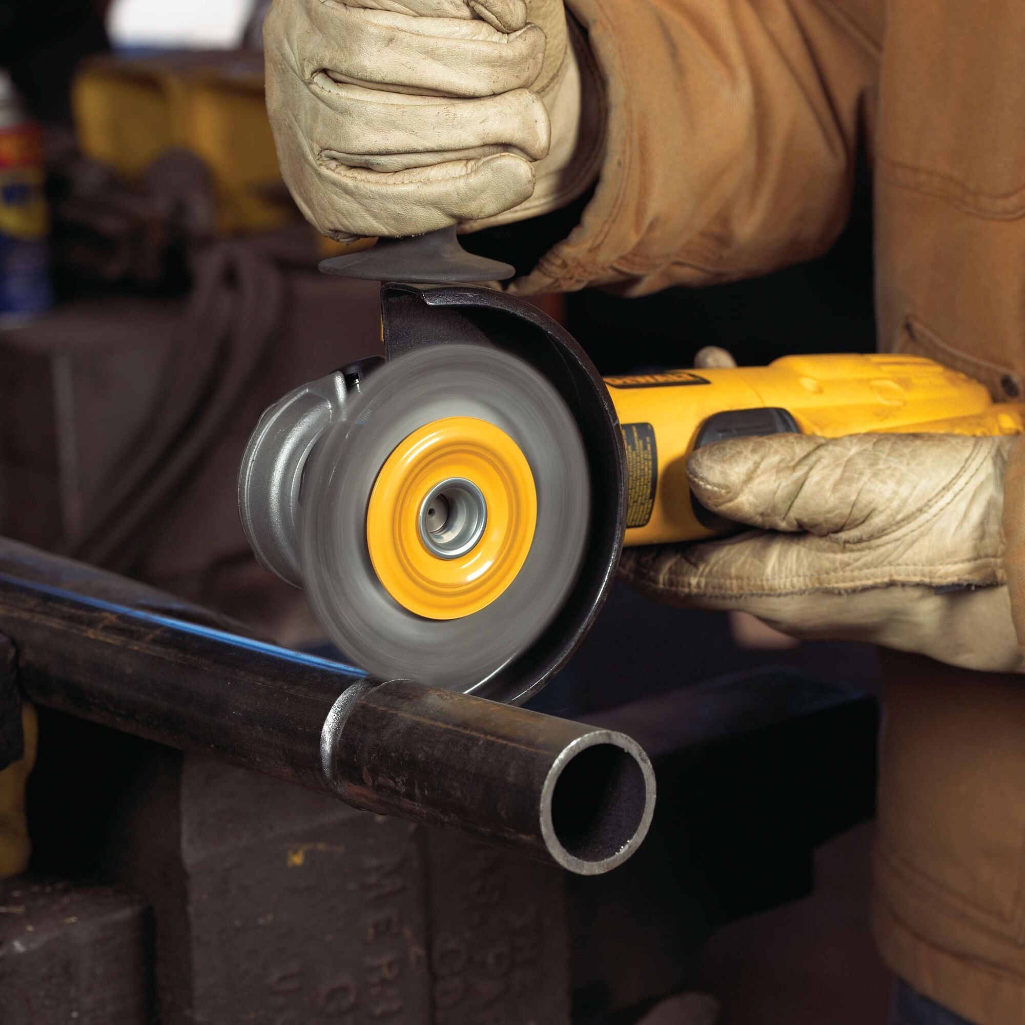 DeWalt 4" x 5/8"-11 HP .020 Carbon Stringer Wire Wheel